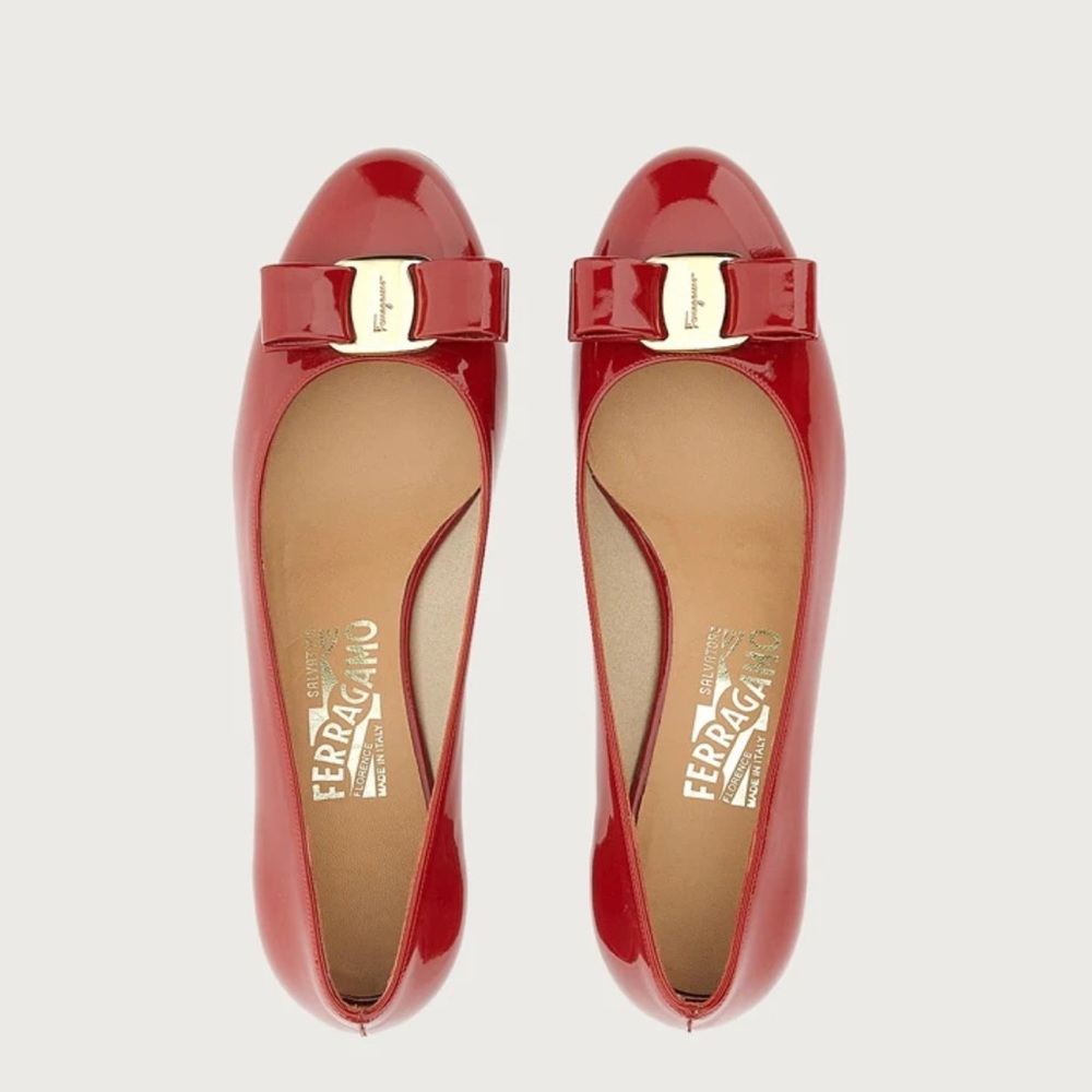 Salvatore Ferragamo Vara Bow pump shoe